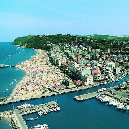 Hotel Plaza Gabicce Mare Exterior foto